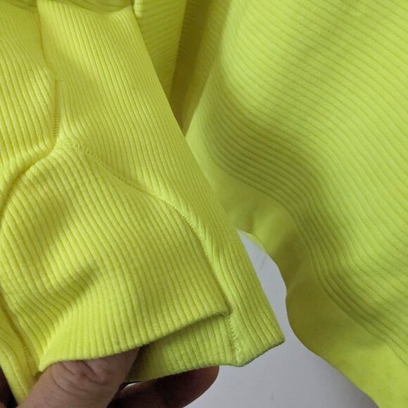Lululemon Swiftly Tech Long Sleeve Shirt 2.0 Race Length Highlight Yellow Size 8 - Picture 6 of 9
